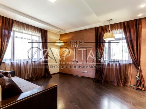 будинок за адресою Центральна вул., 45