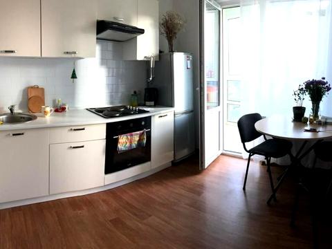 квартира за адресою Софії Русової вул., 3