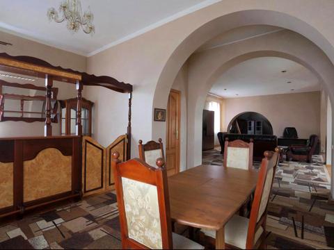 коммерческая по адресу Черняховського ул., 36