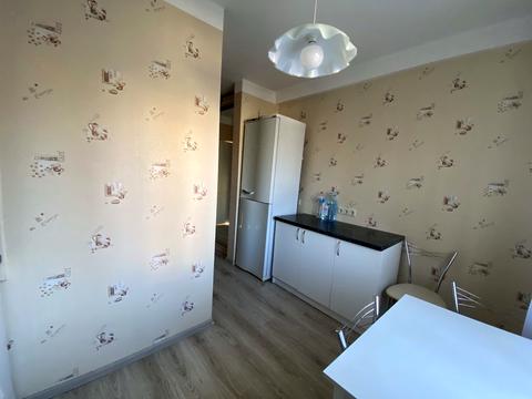 квартира за адресою Академіка Корольова вул., 7