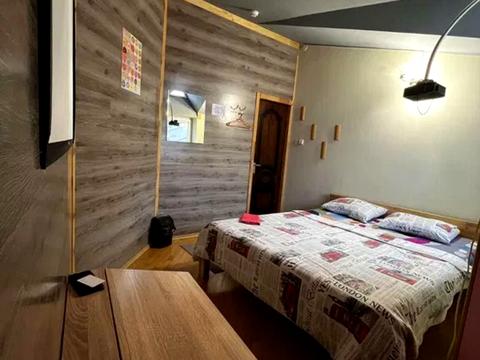квартира за адресою Лазнева вул., 8