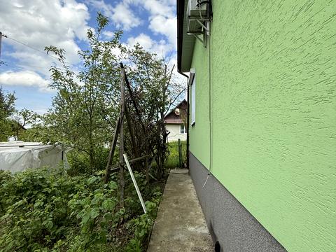комерційна за адресою Стрільців, 72