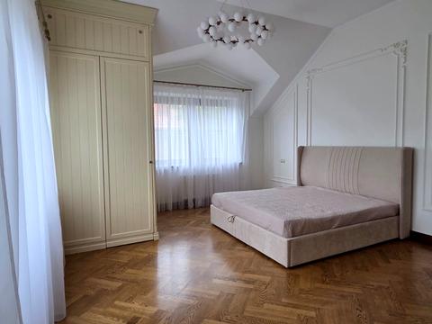 будинок за адресою Стежки вул.