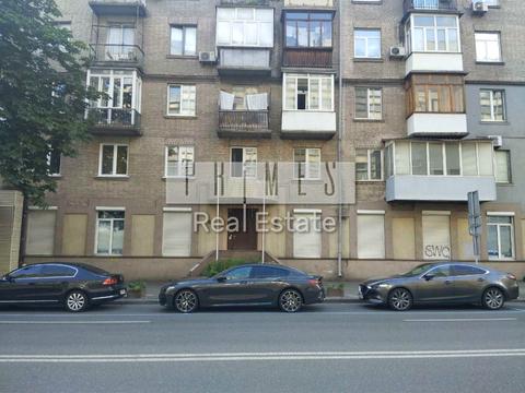 комерційна за адресою Кловський узвіз, 10