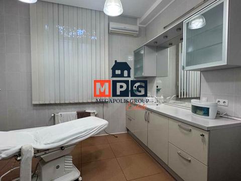коммерческая по адресу Миколи Хвильового ул. (Маяковского), 8