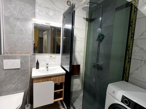 квартира за адресою Героїв Крут вул., 2А