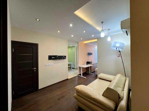 квартира за адресою Регенераторна вул., 4 к8