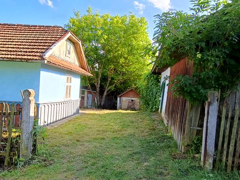 дом по адресу с. Малый Кучуров, Молодіжна