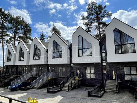 дом по адресу Евгения Коновальца ул.