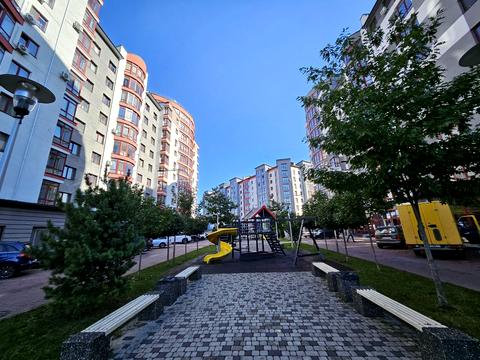 комерційна за адресою Василя Симоненка вул., 3А