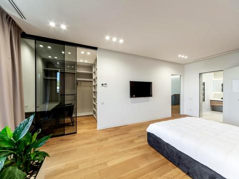 будинок за адресою Осіння, 2