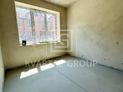 будинок за адресою Миколи Руденка вул. (Руденка)