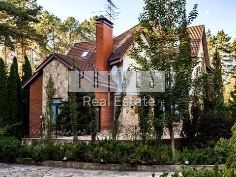 будинок за адресою Берегова вул.