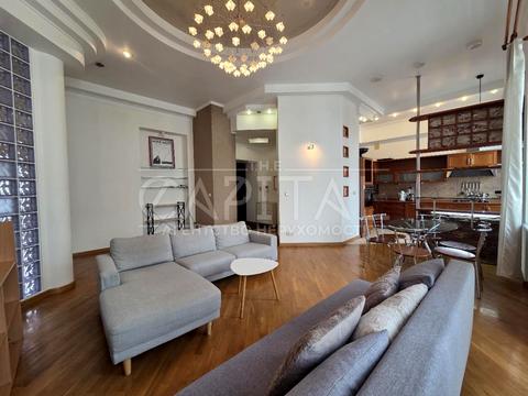 квартира за адресою Михайлівська вул., 19