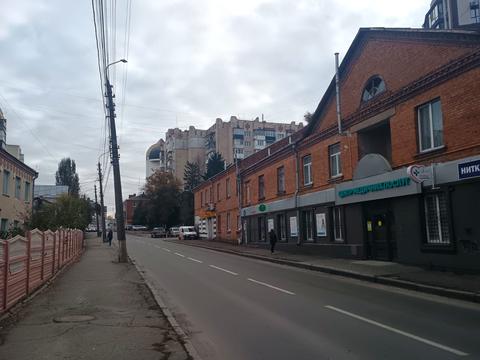 комерційна за адресою Подільська вул., 10