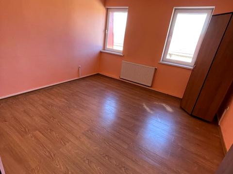 коммерческая по адресу Русская ул., 52