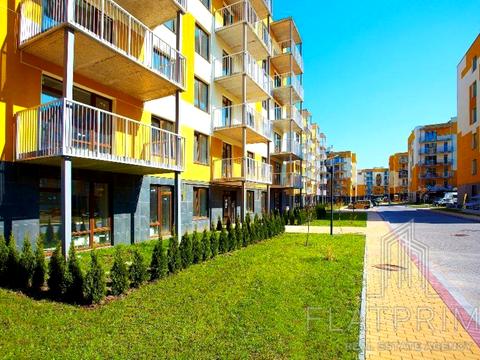 квартира за адресою Замковецька вул., 106