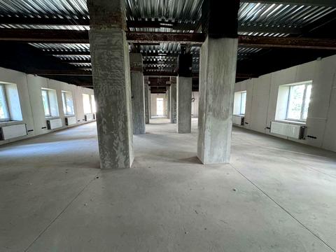 комерційна за адресою Полкова вул., 76