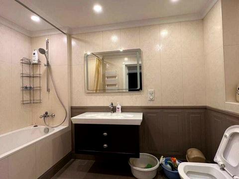 квартира за адресою Дмитрівська вул., 75