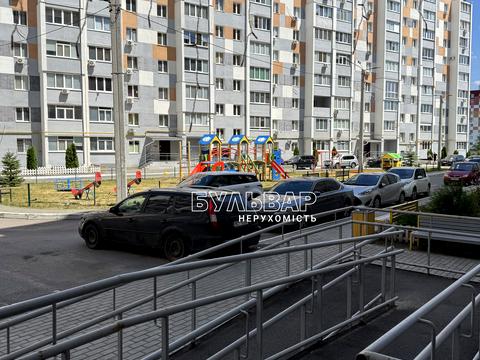 квартира за адресою Домобудівельна вул., 11