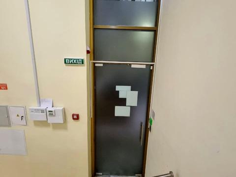 коммерческая по адресу В.Адм Жукова, 21/23