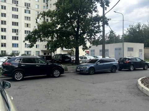 квартира за адресою Миколи Вінграновського вул., 2