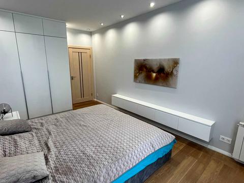 квартира за адресою Регенераторна вул., 4