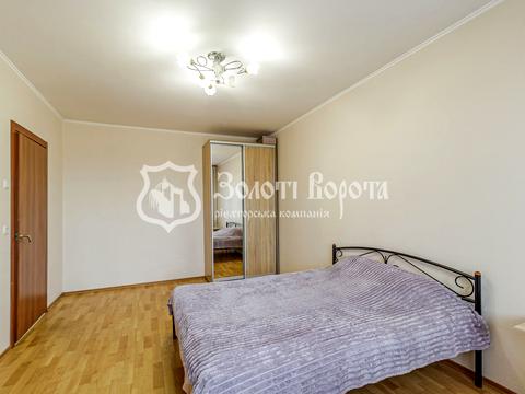 квартира за адресою Олени Пчілки вул., 4