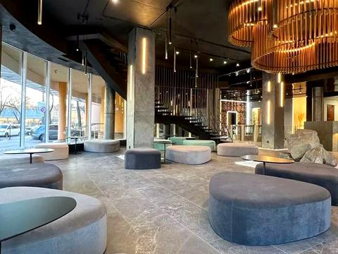 коммерческая по адресу Полевая ул., 24д