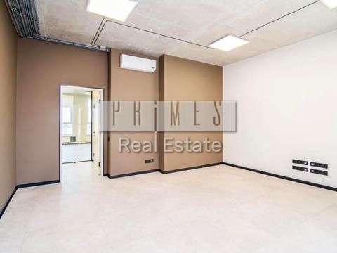 комерційна за адресою Джона Маккейна вул. (Івана Кудрі), 26