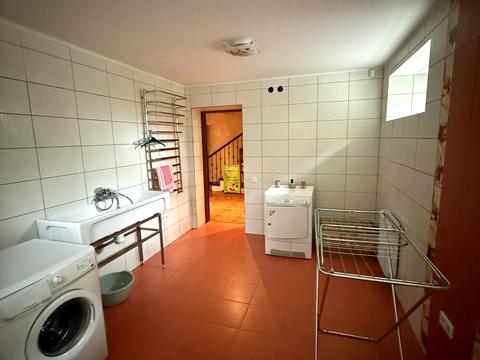 будинок за адресою Хутірська вул. (Жовтнева), 12