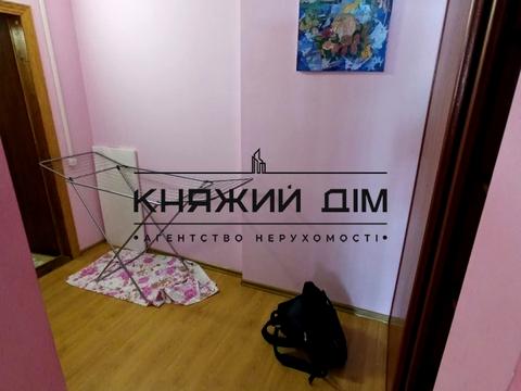 квартира за адресою Анни Ахматової вул., 13-А