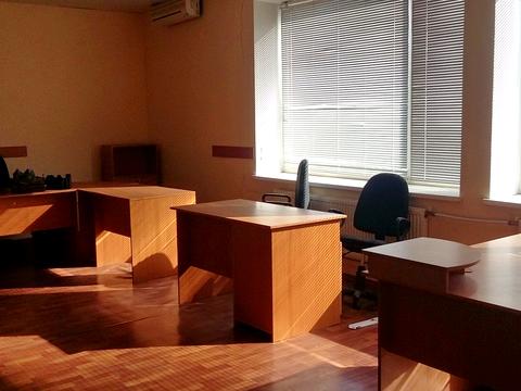 комерційна за адресою Радистів вул., 54