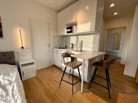 квартира за адресою Михайла Максимовича вул. (Онуфрія Трутенка), 28-Д