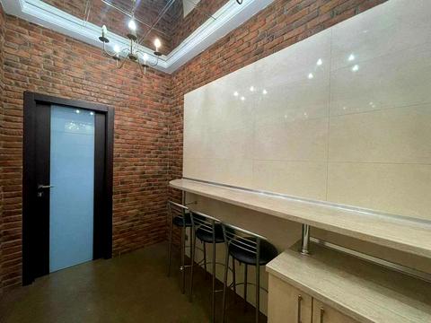 коммерческая по адресу Шота Руставели ул., 16
