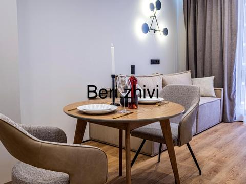 квартира за адресою Михайла Максимовича вул. (Онуфрія Трутенка), 28-Е