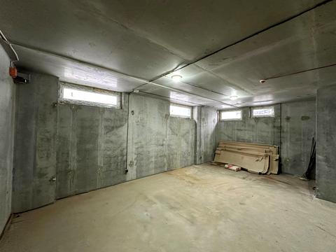 комерційна за адресою Науки просп., 58