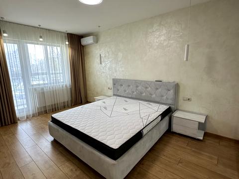 квартира за адресою Академіка Глушкова просп., 45