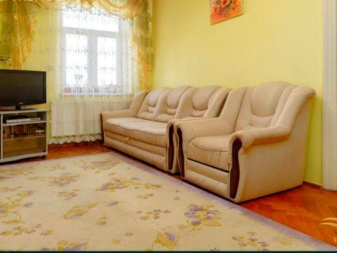 квартира за адресою Донецька вул., 1