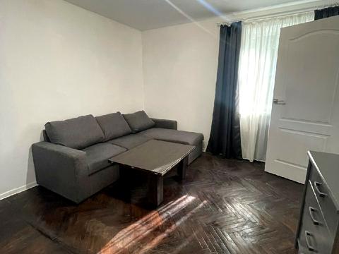 квартира за адресою Отакара Яроша вул., 21