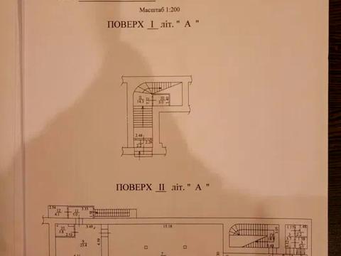 комерційна за адресою Бессарабська пл., 2
