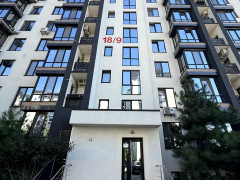 квартира за адресою Героїв Небесної Сотні просп., 18/9