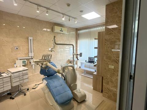 комерційна за адресою Гончарна вул., 1