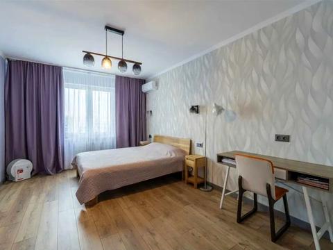 квартира за адресою Науки просп., 60-А