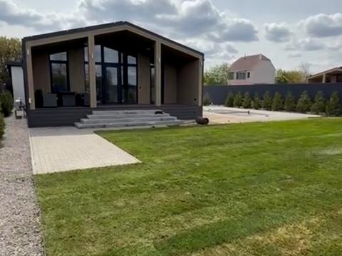 будинок за адресою Рославичі, 1