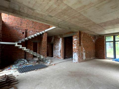 будинок за адресою Підлісна