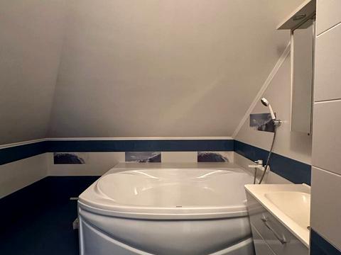 будинок за адресою миру