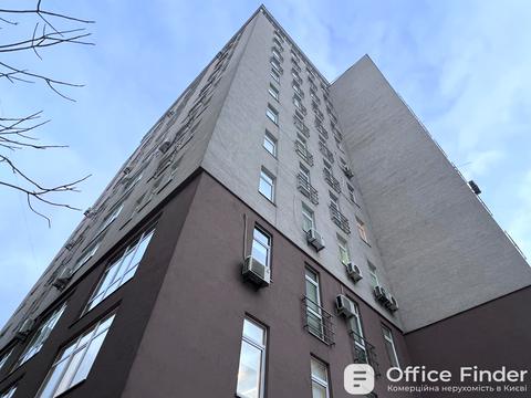 комерційна за адресою Антоновича вул. (Горького), 33в