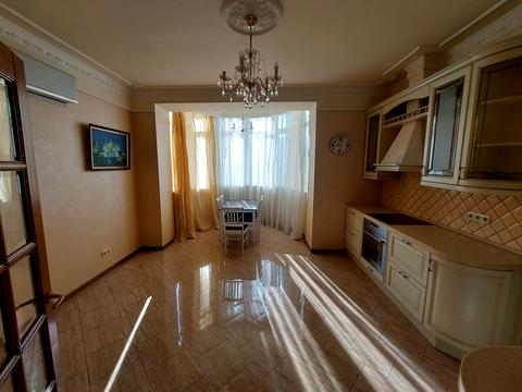 квартира за адресою В'ячеслава Чорновола вул., 25