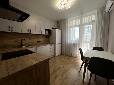 квартира за адресою Ревуцького вул., 39